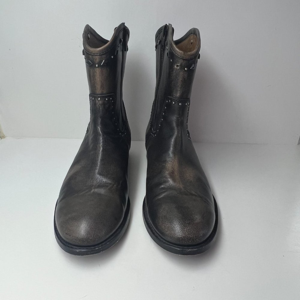 Frye Melissa Button Multi Stud Booties Size 8 - image 4